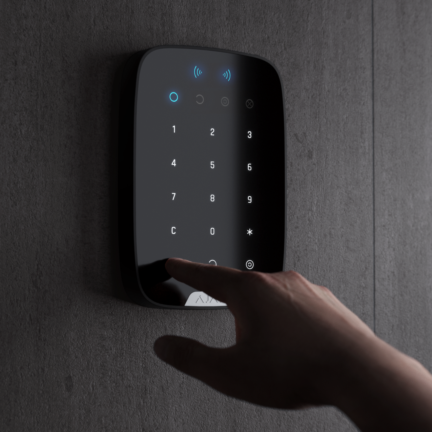 Ajax KeyPad Plus: Bàn Phím Kích Hoạt Không Dây Ajax Plus