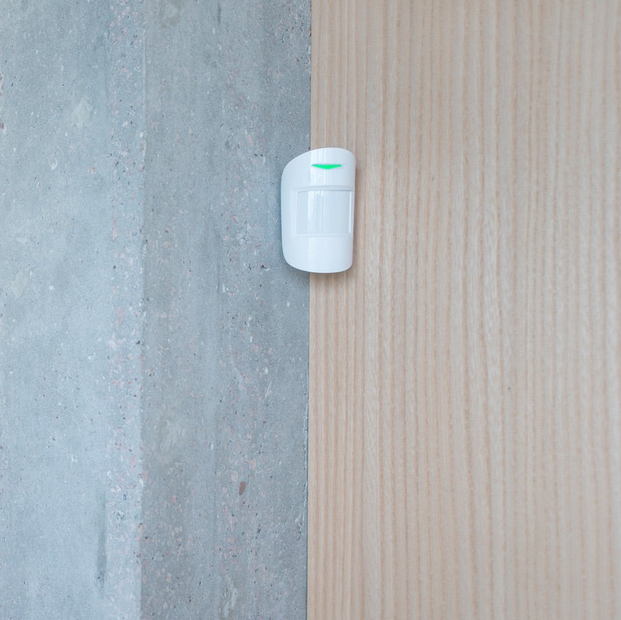 Ajax MotionProtect Plus: Cảm Biến Chuyển Động Không Dây Plus