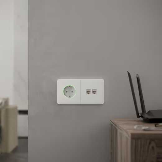 Ajax OutletCover(Lan) [type F]: Vỏ ổ cắm Ethernet gắn tường có hai cổng [loại F]