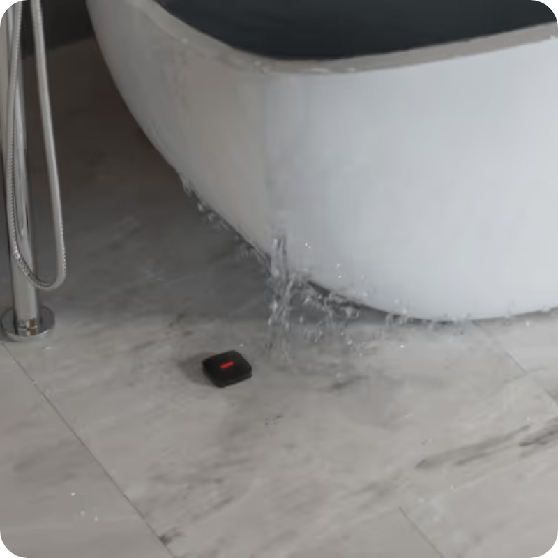 Ajax Hub 4G + LeakProtect: Bộ cảm biến báo động ngập/ tràn nước