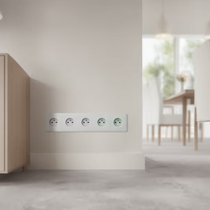 Ajax OutletCover (Basic) [type E]: Vỏ ổ cắm điện (cơ bản) [loại E] có tiếp đất